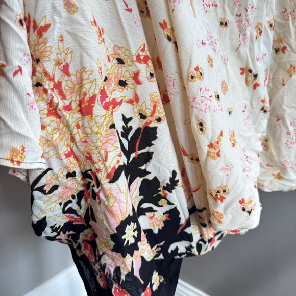 NEW w/ Tags Roffe Floral Beach Cover Up - Picture 6 of 8